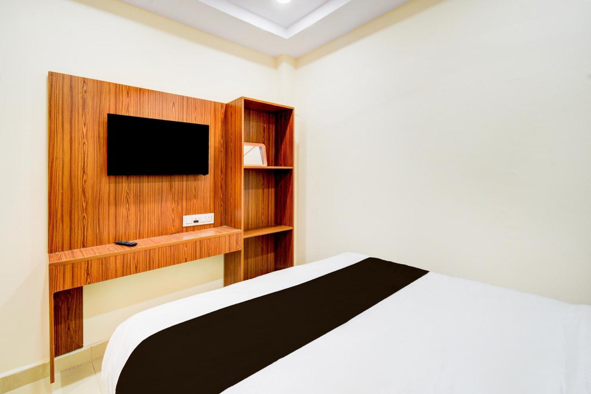 Hotel O D N Groups Sururnagar المظهر الخارجي الصورة